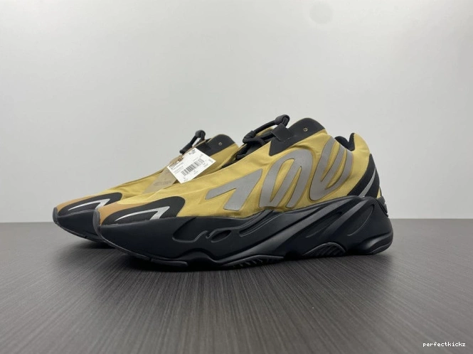'Honey Yeezy 700 Flux' Boost MNVN GZ0717 0731